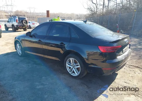 2017 Audi A4 2.0T Premium из США, поврежденный, VIN WAUANAF49HN052387